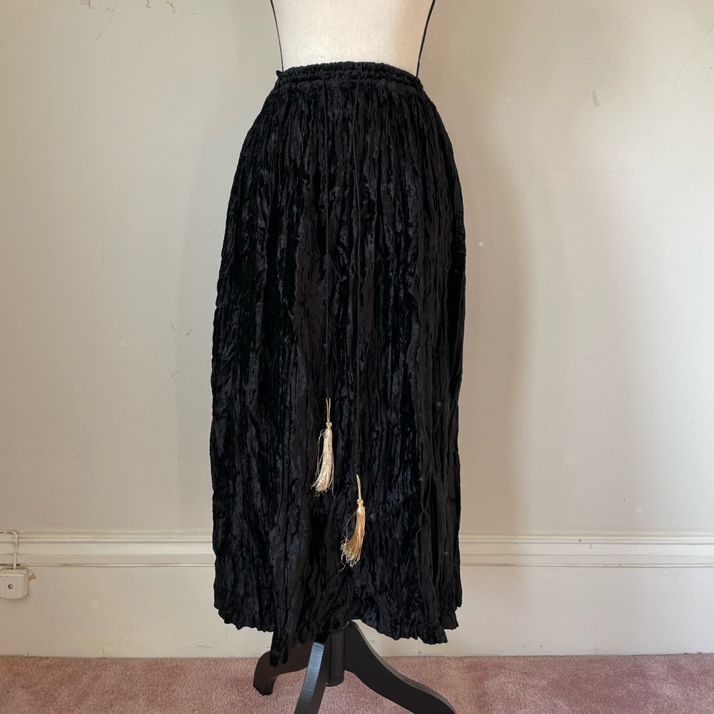 Black midi skirt with gold tassels - size small